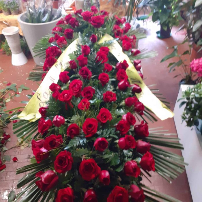 agenzia-funebre-rossetti-valentino-poggio-mirteto-rieti-funerali-addobbi-trasporti (16)