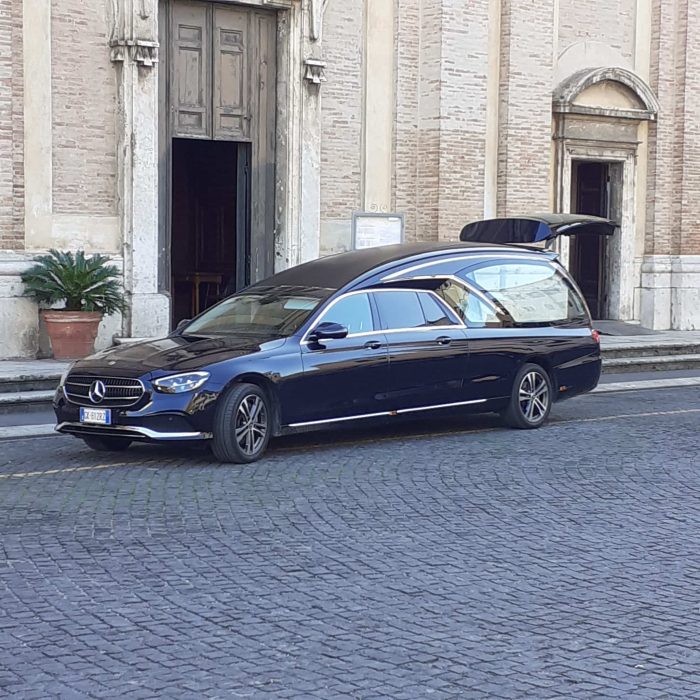 agenzia-funebre-rossetti-valentino-poggio-mirteto-rieti-funerali-addobbi-trasporti (3)